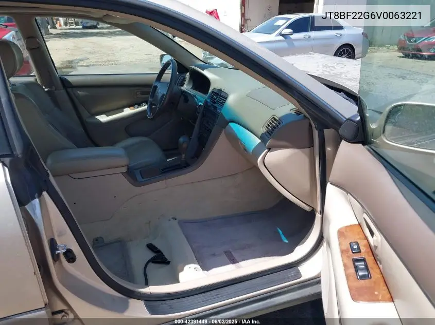 1997 Lexus Es 300 VIN: JT8BF22G6V0063221 Lot: 42391449