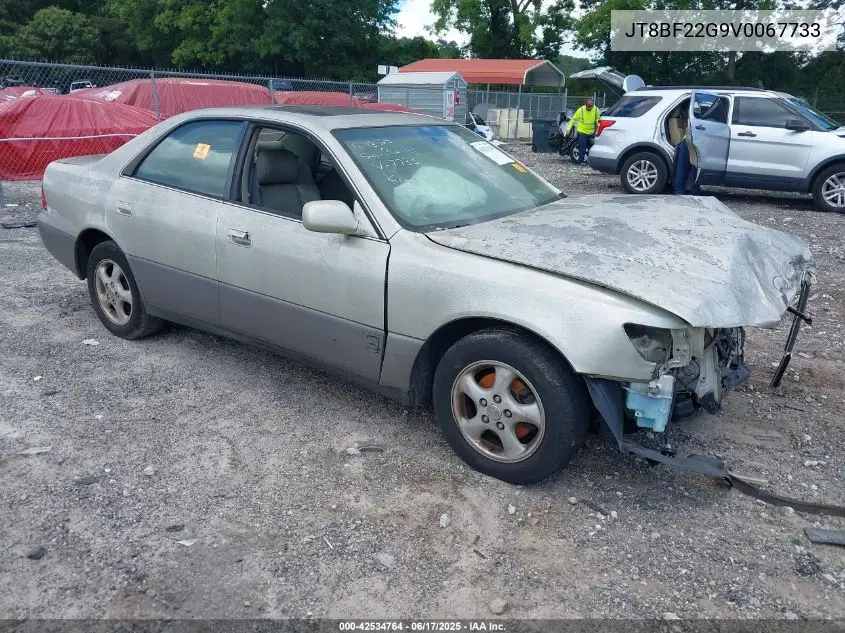 1997 Lexus Es 300 VIN: JT8BF22G9V0067733 Lot: 42534764