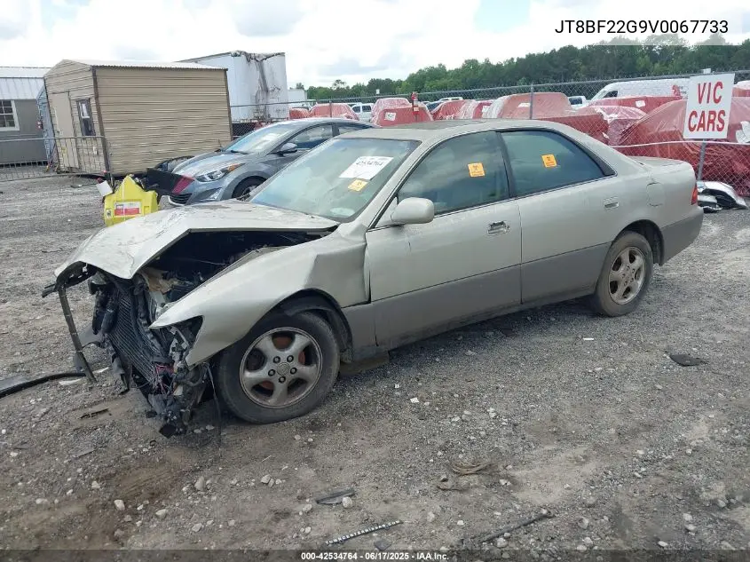 1997 Lexus Es 300 VIN: JT8BF22G9V0067733 Lot: 42534764