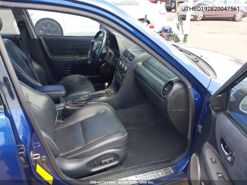 2002 Lexus Is 300 Base W/5-Speed Manual VIN: JTHBD192820047561 Lot: 41721514