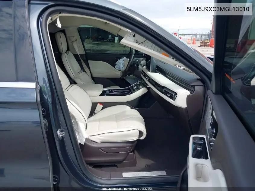 2021 Lincoln Aviator Black Label VIN: 5LM5J9XC3MGL13010 Lot: 42684644