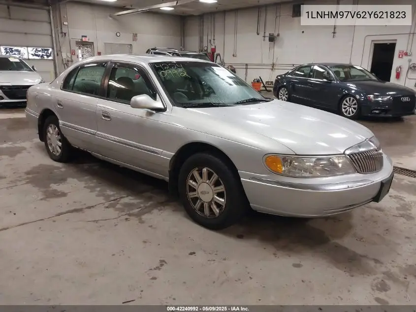 2002 Lincoln Continental VIN: 1LNHM97V62Y621823 Lot: 42240992