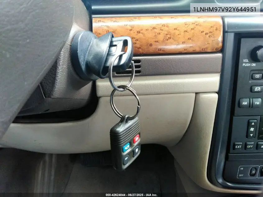 2002 Lincoln Continental Driver Select System/W/Luxury Appearance/W/Personal Security VIN: 1LNHM97V92Y644951 Lot: 42624844