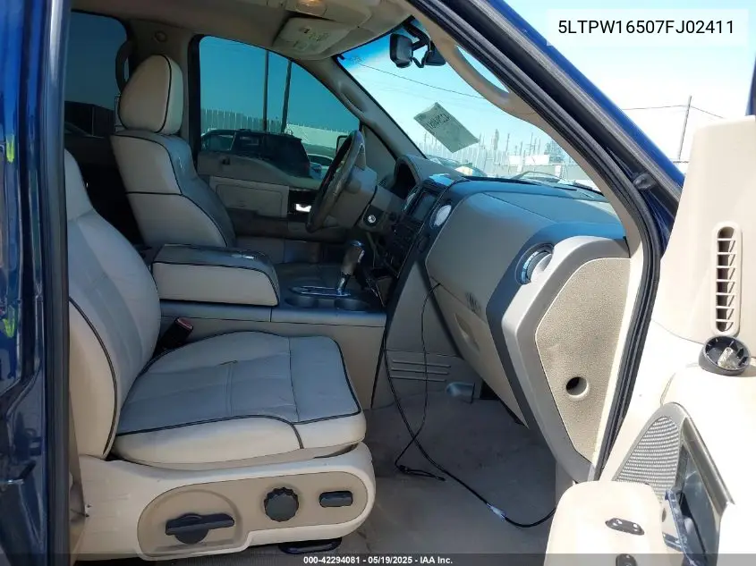 2007 Lincoln Mark Lt VIN: 5LTPW16507FJ02411 Lot: 42294081