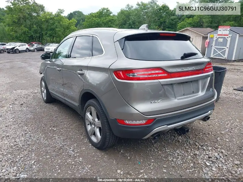 2016 Lincoln Mkc Premier VIN: 5LMCJ1C96GUJ30791 Lot: 42545552