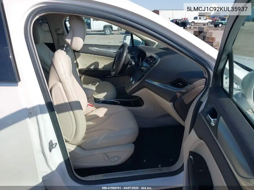 2019 Lincoln Mkc Standard VIN: 5LMCJ1C92KUL35937 Lot: 41958781