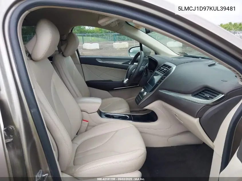 2019 Lincoln Mkc Standard VIN: 5LMCJ1D97KUL39481 Lot: 42181199
