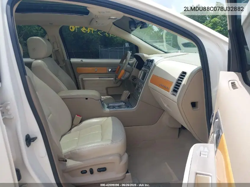 2007 Lincoln Mkx VIN: 2LMDU88C07BJ32882 Lot: 42599396