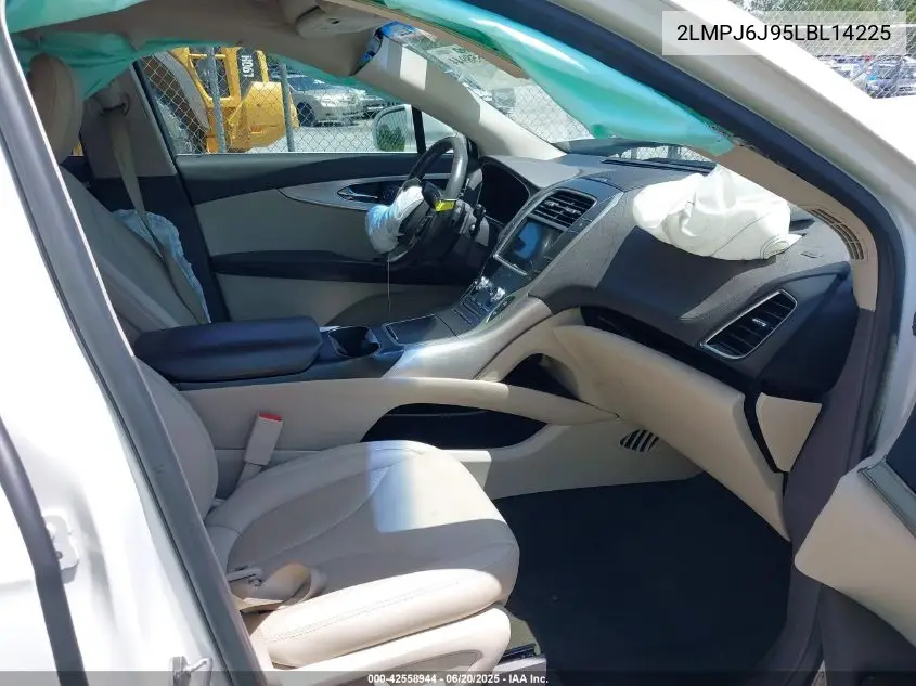 2020 Lincoln Nautilus Standard VIN: 2LMPJ6J95LBL14225 Lot: 42558944