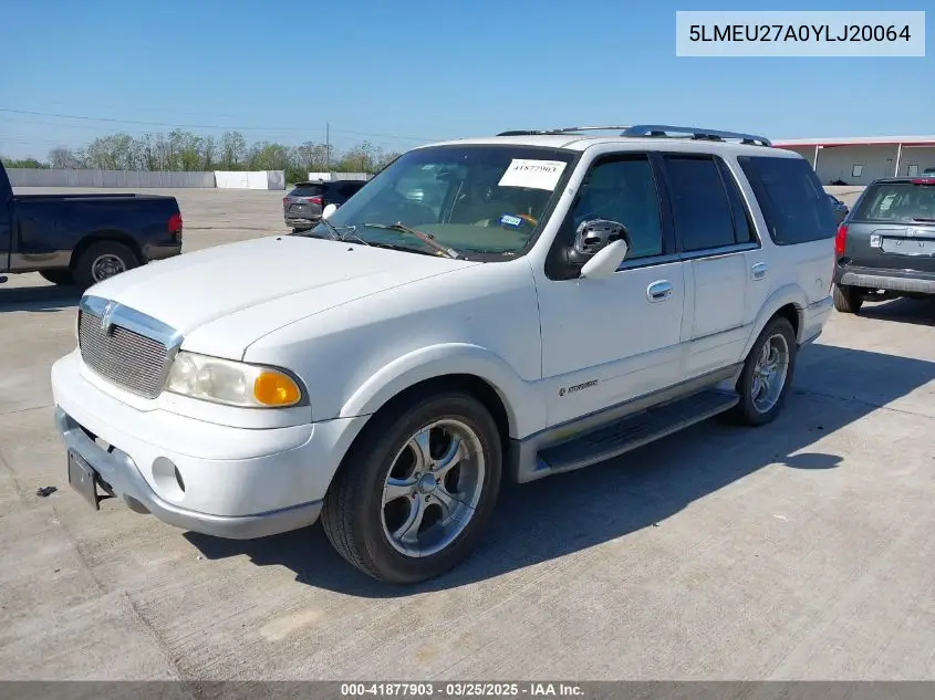 2000 Lincoln Navigator VIN: 5LMEU27A0YLJ20064 Lot: 41877903