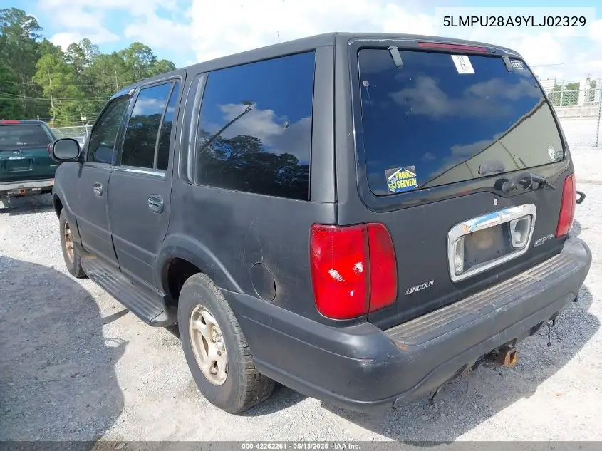 2000 Lincoln Navigator VIN: 5LMPU28A9YLJ02329 Lot: 42262261
