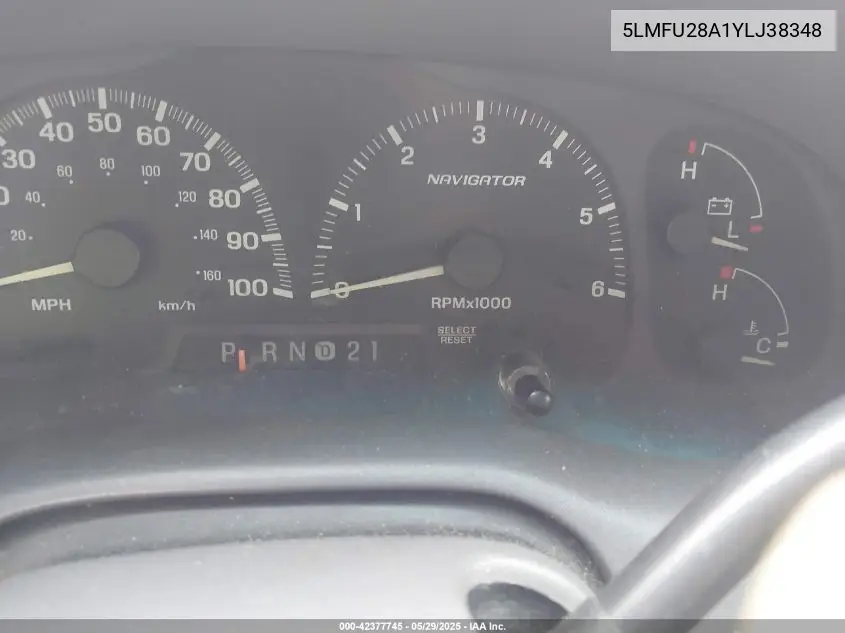 2000 Lincoln Navigator VIN: 5LMFU28A1YLJ38348 Lot: 42377745