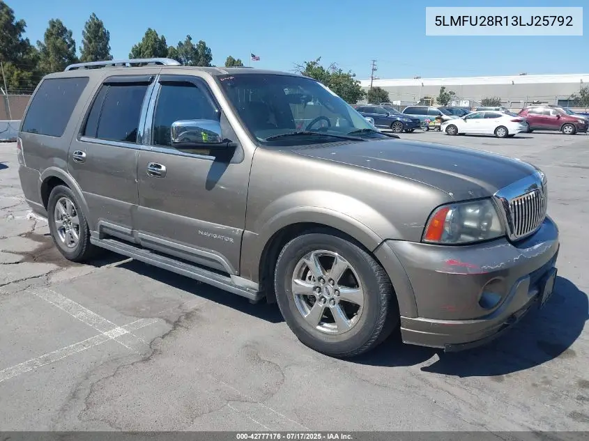 2003 Lincoln Navigator VIN: 5LMFU28R13LJ25792 Lot: 42777176