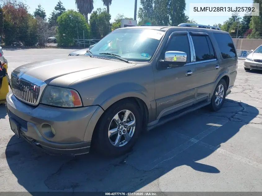 2003 Lincoln Navigator VIN: 5LMFU28R13LJ25792 Lot: 42777176