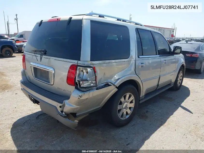 2004 Lincoln Navigator VIN: 5LMFU28R24LJ07741 Lot: 41999357