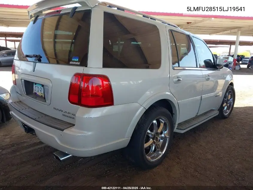 2005 Lincoln Navigator VIN: 5LMFU28515LJ19541 Lot: 42122111