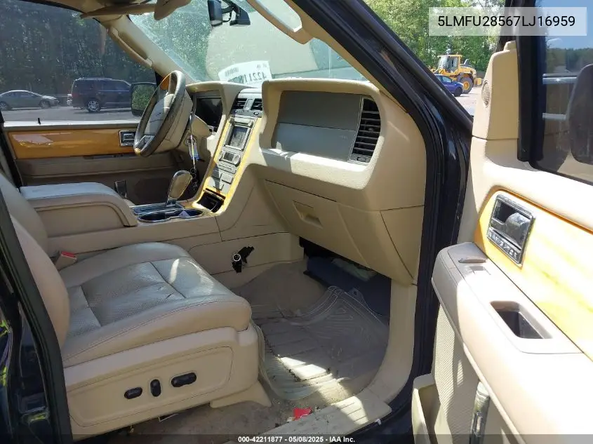 2007 Lincoln Navigator Ultimate VIN: 5LMFU28567LJ16959 Lot: 42211877