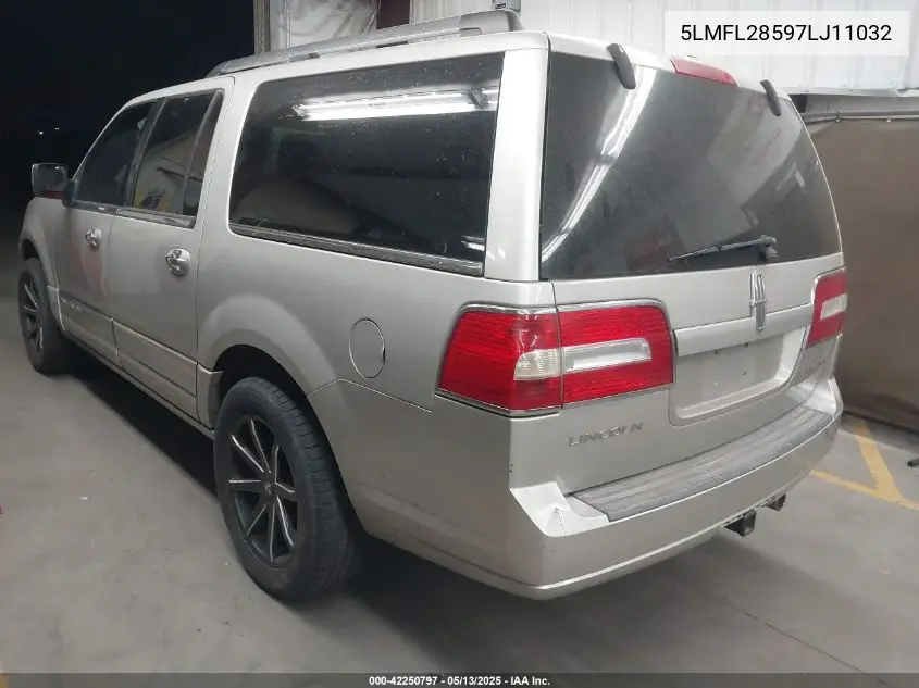 2007 Lincoln Navigator L VIN: 5LMFL28597LJ11032 Lot: 42250797