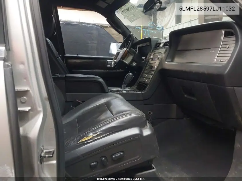 2007 Lincoln Navigator L VIN: 5LMFL28597LJ11032 Lot: 42250797