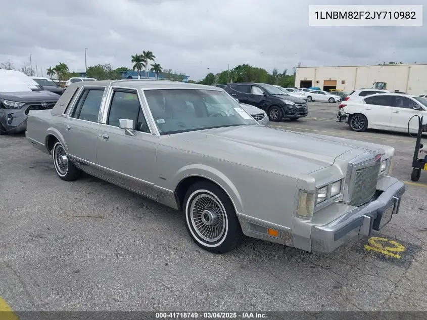 1988 Lincoln Town Car Signature VIN: 1LNBM82F2JY710982 Lot: 41718749