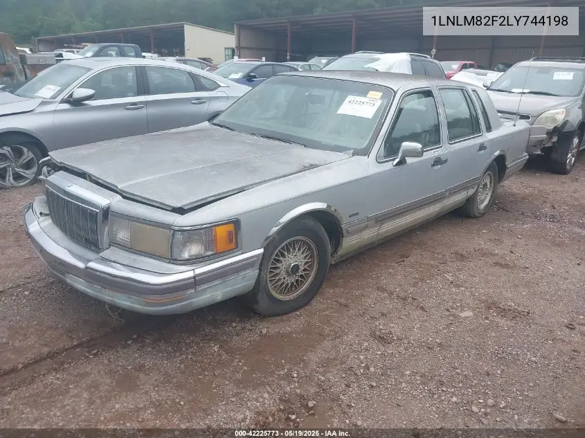 1990 Lincoln Town Car Signature VIN: 1LNLM82F2LY744198 Lot: 42225773