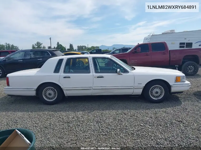 1994 Lincoln Town Car Signature/Tournament VIN: 1LNLM82WXRY684891 Lot: 42213077