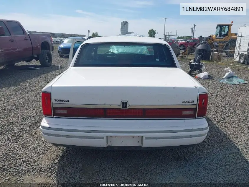 1994 Lincoln Town Car Signature/Tournament VIN: 1LNLM82WXRY684891 Lot: 42213077