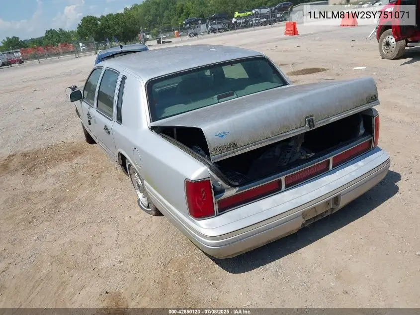 1995 Lincoln Town Car Executive VIN: 1LNLM81W2SY751071 Lot: 42650123