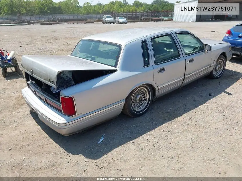 1995 Lincoln Town Car Executive VIN: 1LNLM81W2SY751071 Lot: 42650123
