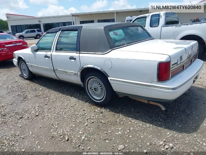 1996 Lincoln Town Car Sgn/Dmnd Anv/Cypress/Jn VIN: 1LNLM82W4TY620840 Lot: 42436683