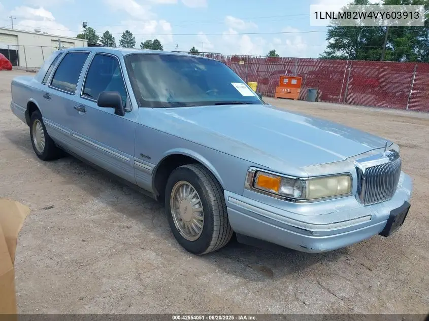 1997 Lincoln Town Car Signature VIN: 1LNLM82W4VY603913 Lot: 42554051