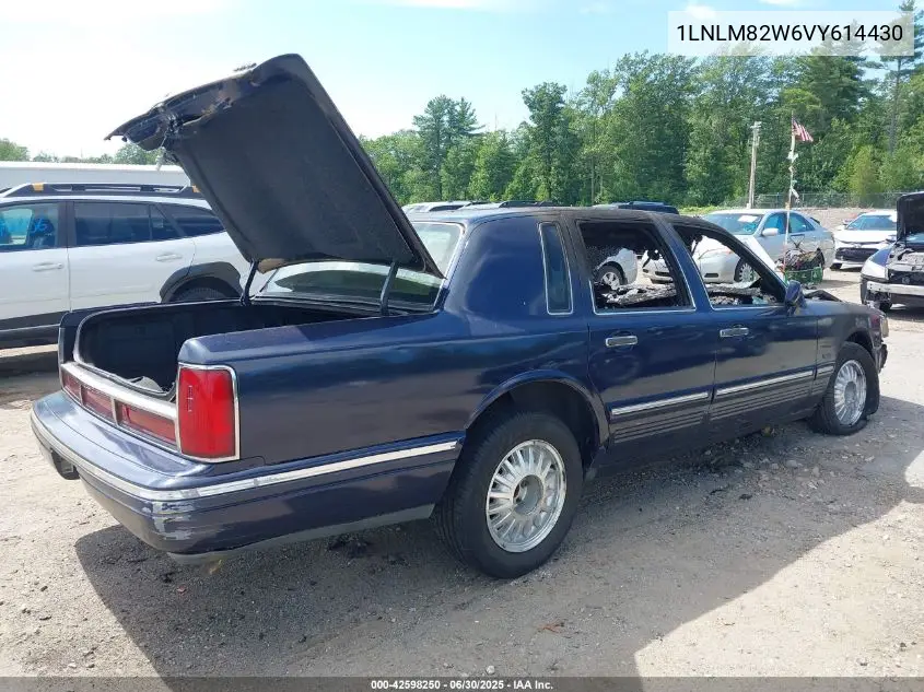 1997 Lincoln Town Car Signature VIN: 1LNLM82W6VY614430 Lot: 42598250