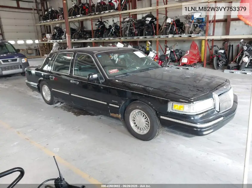 1997 Lincoln Town Car Signature VIN: 1LNLM82W3VY753379 Lot: 42603602