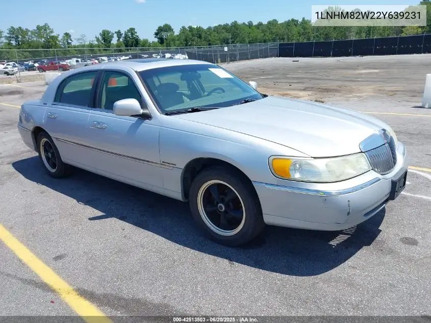 2002 Lincoln Town Car Sig. Prem./Signature VIN: 1LNHM82W22Y639231 Lot: 42513503