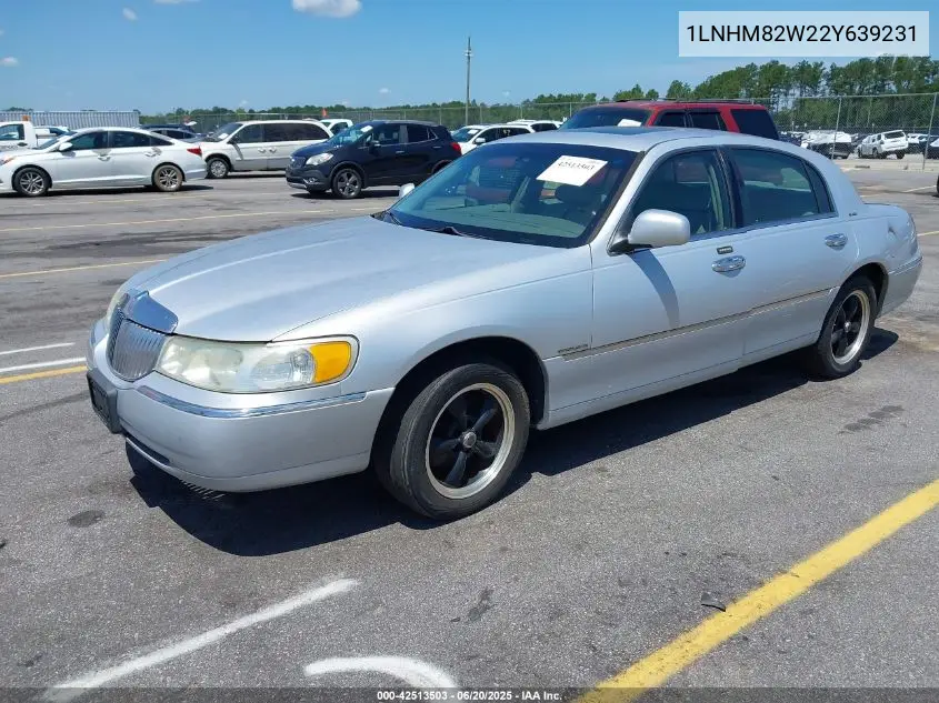 2002 Lincoln Town Car Sig. Prem./Signature VIN: 1LNHM82W22Y639231 Lot: 42513503