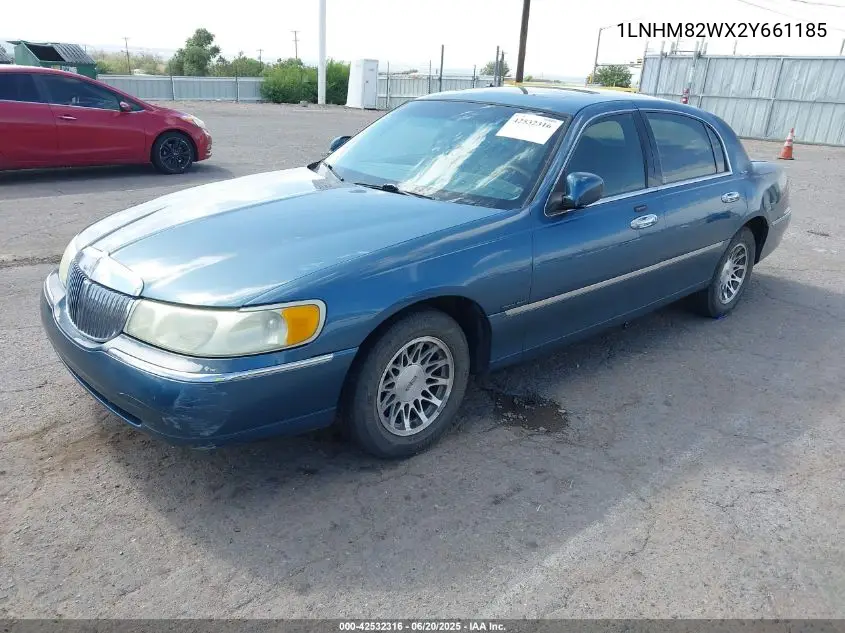 2002 Lincoln Town Car Signature VIN: 1LNHM82WX2Y661185 Lot: 42532316
