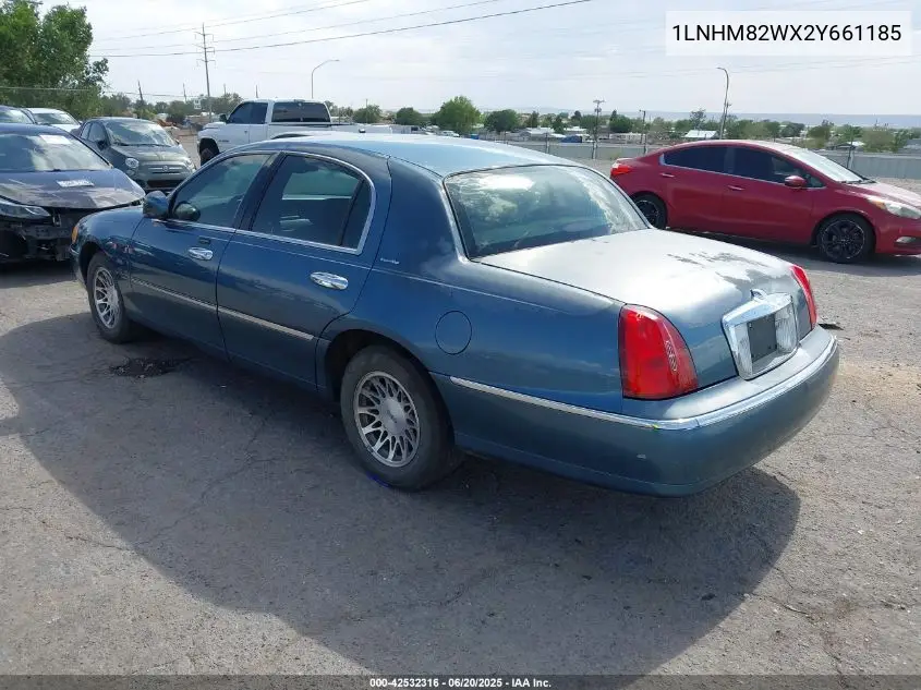 2002 Lincoln Town Car Signature VIN: 1LNHM82WX2Y661185 Lot: 42532316