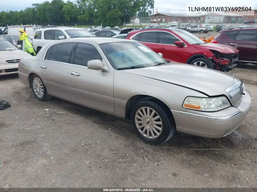 2003 Lincoln Town Car Executive VIN: 1LNHM81W83Y692504 Lot: 42576315