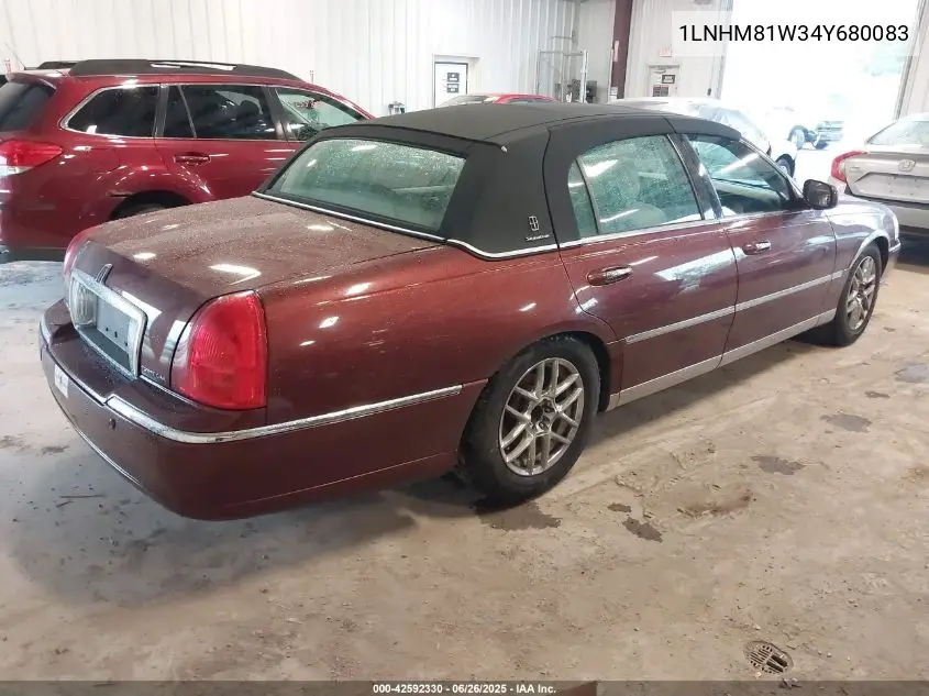 2004 Lincoln Town Car Signature VIN: 1LNHM81W34Y680083 Lot: 42592330
