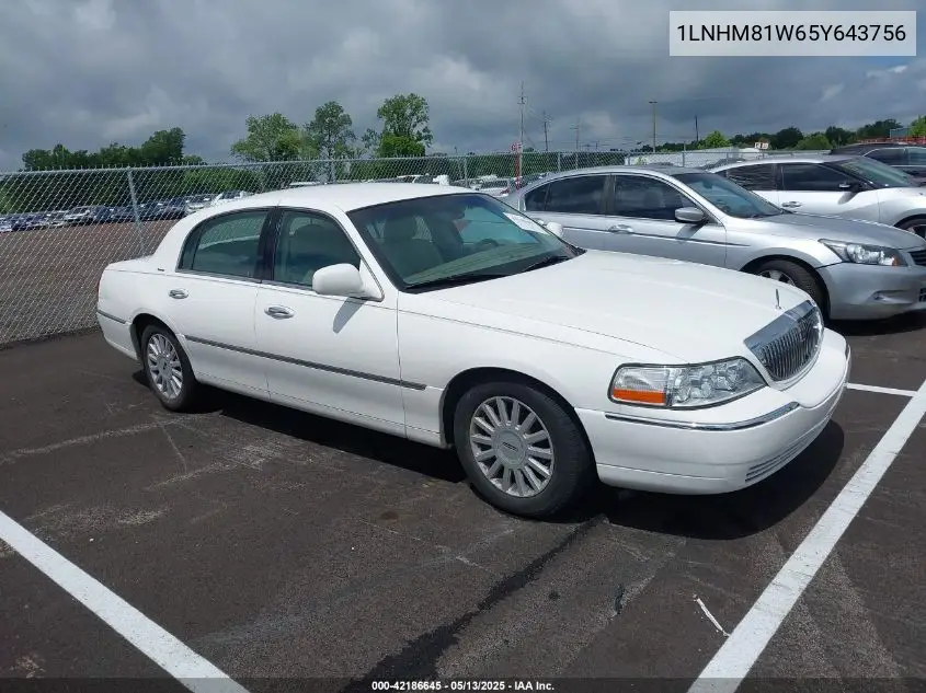 2005 Lincoln Town Car Signature VIN: 1LNHM81W65Y643756 Lot: 42186645