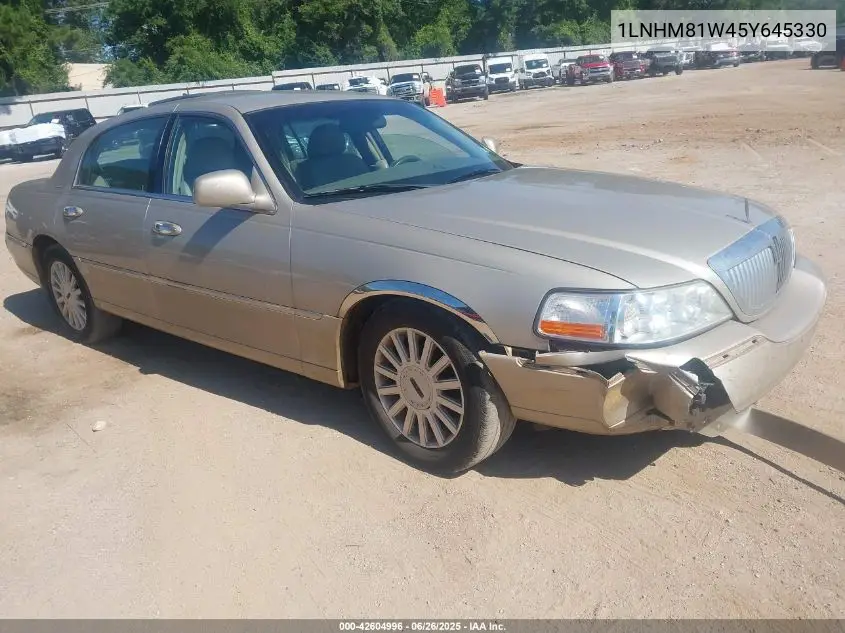 2005 Lincoln Town Car Signature VIN: 1LNHM81W45Y645330 Lot: 42604996