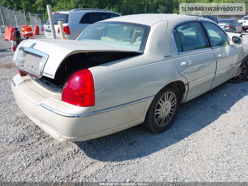 2006 Lincoln Town Car Signature VIN: 1LNHM81W36Y600770 Lot: 42525376