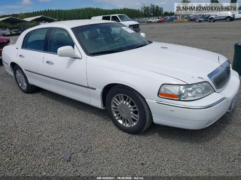 2008 Lincoln Town Car Signature Limited VIN: 2LNHM82W08X659678 Lot: 42584821