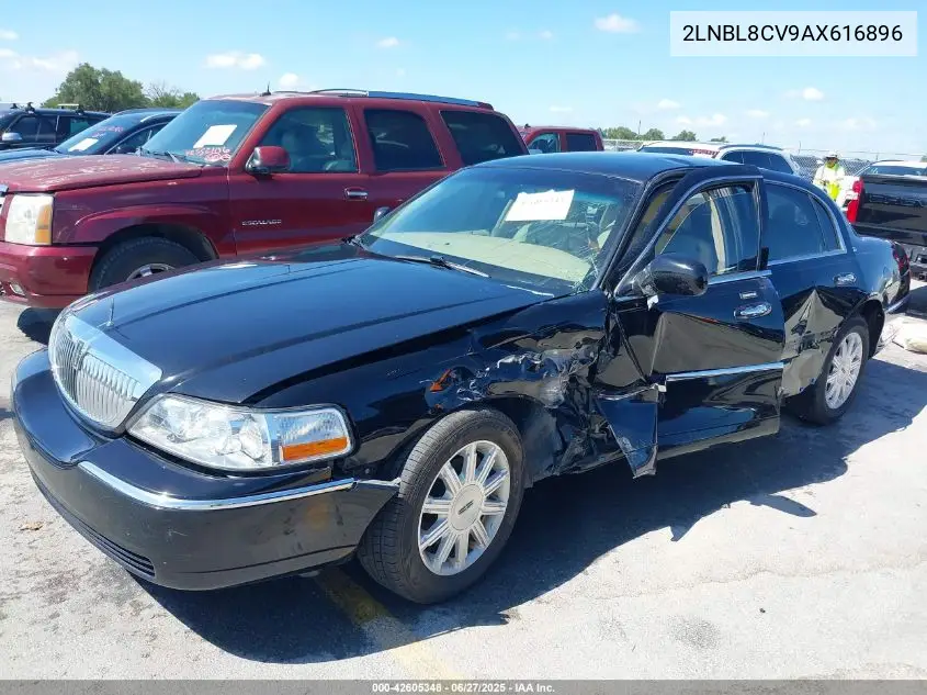 2010 Lincoln Town Car Signature Limited VIN: 2LNBL8CV9AX616896 Lot: 42605348