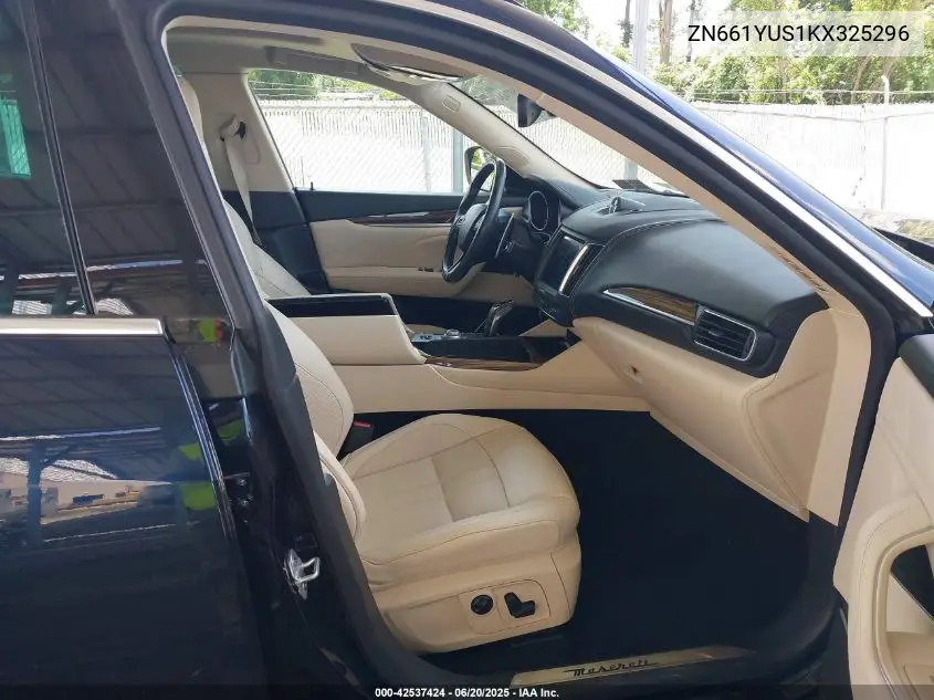 2019 Maserati Levante S Gransport VIN: ZN661YUS1KX325296 Lot: 42537424