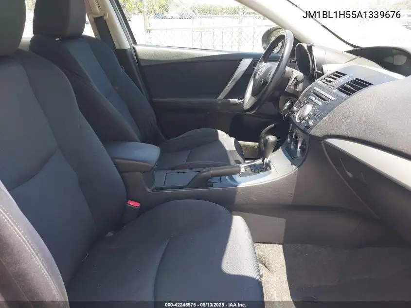 2010 Mazda Mazda3 S Sport VIN: JM1BL1H55A1339676 Lot: 42245575