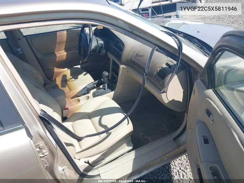 1999 Mazda 626 Es/Lx VIN: 1YVGF22C5X5811946 Lot: 41970165