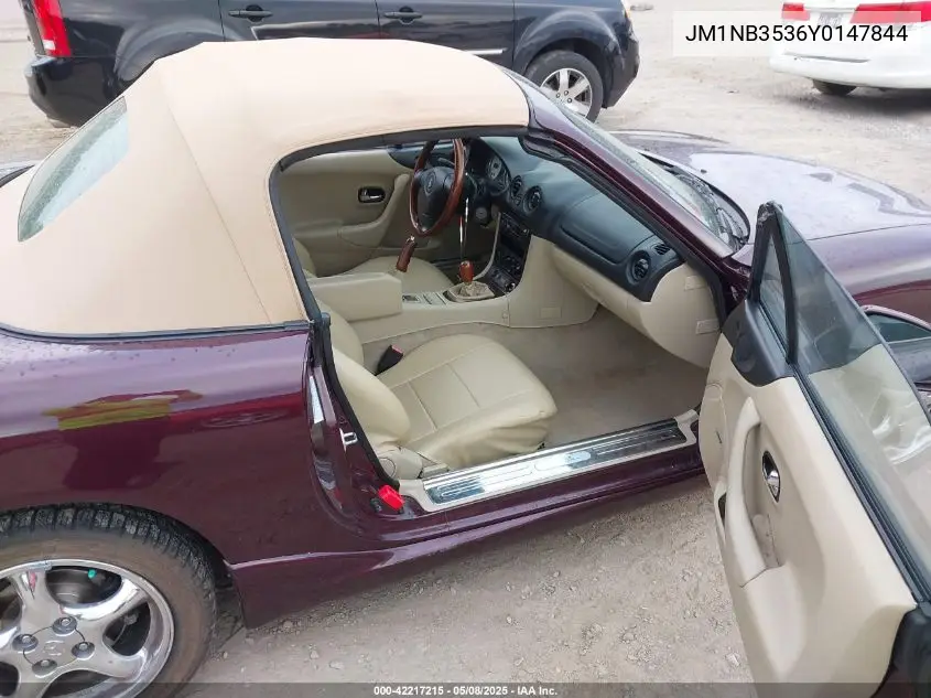 2000 Mazda Mx-5 Miata Ls/Special Edition VIN: JM1NB3536Y0147844 Lot: 42217215