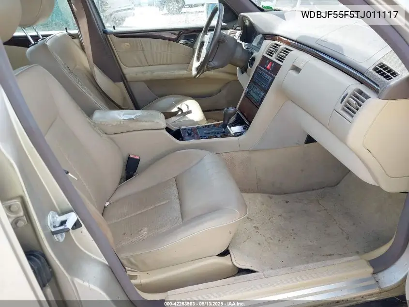 1996 Mercedes-Benz E 320 VIN: WDBJF55F5TJ011117 Lot: 42263563