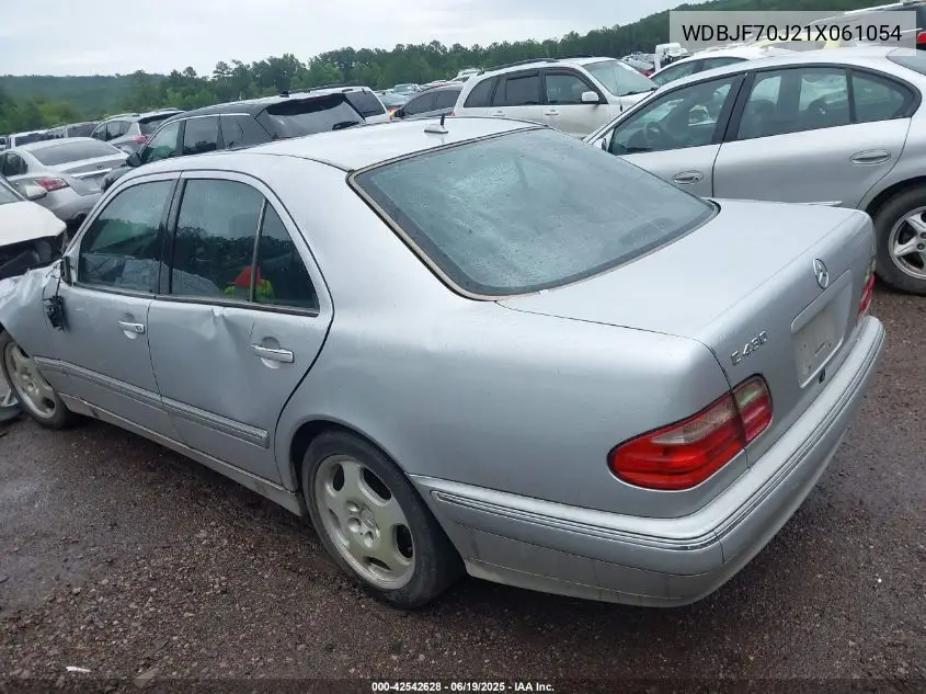 2001 Mercedes-Benz E 430 VIN: WDBJF70J21X061054 Lot: 42542628
